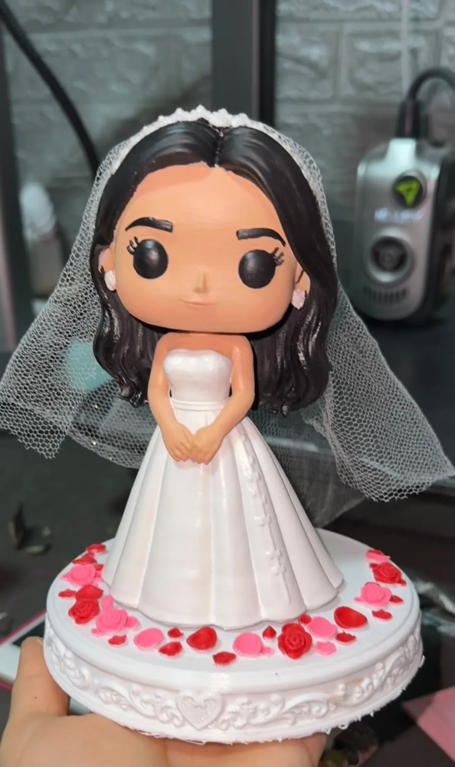 Miniatura personalizada de uma noiva